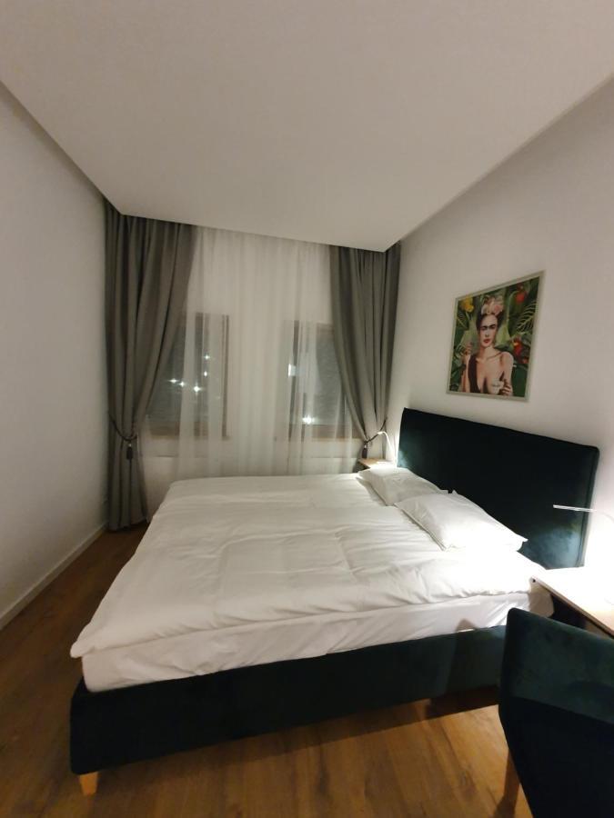 Smaragdo Apartamentai Каунас Екстериор снимка