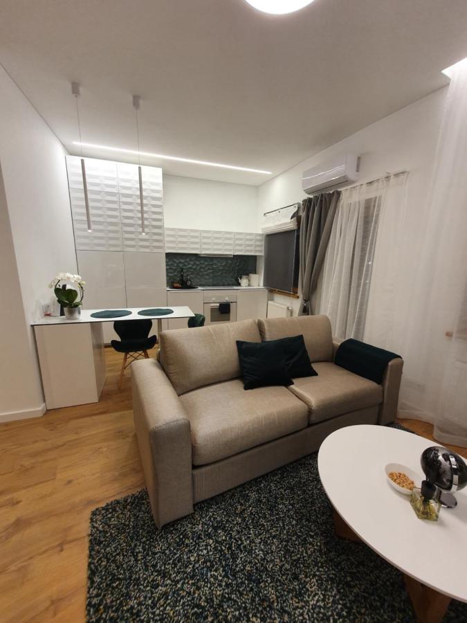 Smaragdo Apartamentai Каунас Екстериор снимка